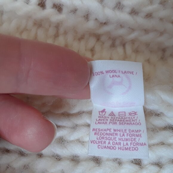 Vintage PINK Victoria's Secret 100% Wool Chunky Knit Cardigan L - Picture 9 of 12